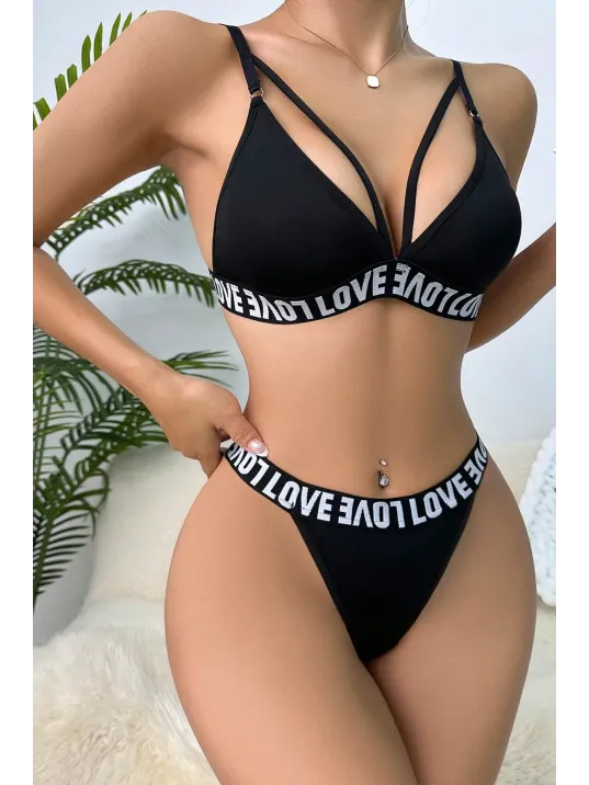 Kadın Siyah Love Yazı Detaylı Harness İç Çamaşır Takımı – Modern, Konforlu Ve Günlük Kombinlere Uygun