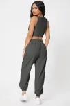Kadın Antrasit Gri Kaşkorse Cepli Jogger Eşofman Altı Ve Crop Top Bluz – Şık, Rahat Ve Kolay Kombinlenebilir