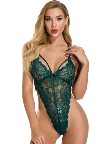 Kadın Yeşil Dantelli, Tangalı Ve İp Askılı Şık İç Çamaşır Takımı – Modern, Konforlu Ve Günlük Kombinlere Uygun