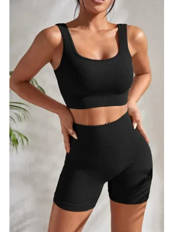 Kadın Siyah Kalın Askılı Yüksek Bel Şortlu Gecelik Takımı – Modern, Konforlu Ve Günlük Kombinlere Uygun