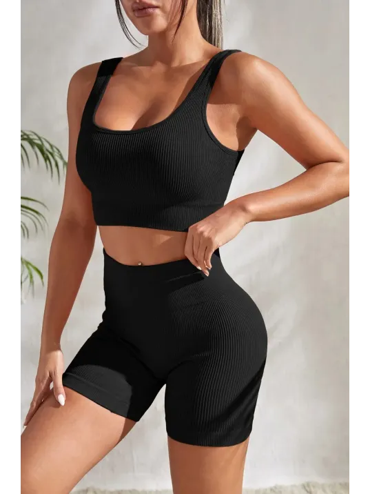 Kadın Siyah Kalın Askılı Yüksek Bel Şortlu Gecelik Takımı – Modern, Konforlu Ve Günlük Kombinlere Uygun