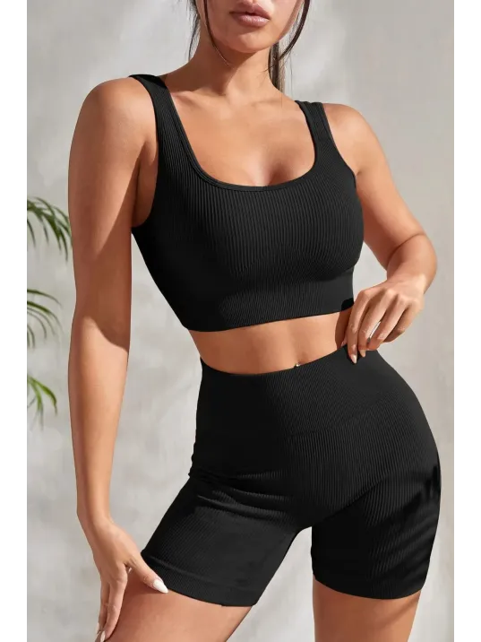 Kadın Siyah Kalın Askılı Yüksek Bel Şortlu Gecelik Takımı – Modern, Konforlu Ve Günlük Kombinlere Uygun