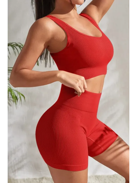 Kadın Kırmızı Kalın Askılı Yüksek Bel Şortlu Gecelik Takımı – Modern, Konforlu Ve Günlük Kombinlere Uygun