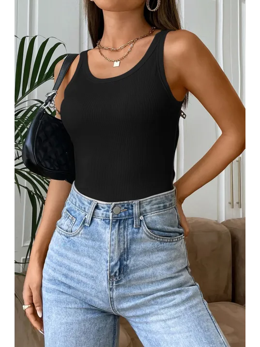 Kadın Siyah Kolsuz Kalın Askılı Uzun Crop Top Bluz & Atlet – Şık, Rahat Ve Kolay Kombinlenebilir