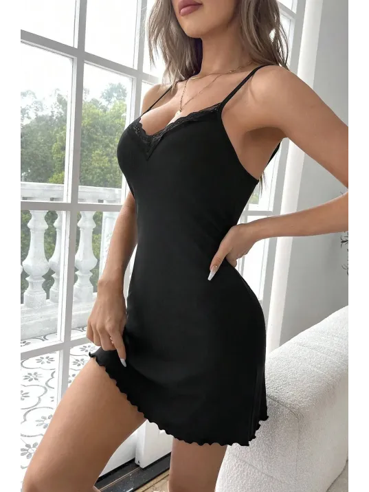 Kadın Siyah Göğüs Dantel İşlemeli Fitilli Kumaş Şık Gecelik – Modern Ve Şık Tasarım