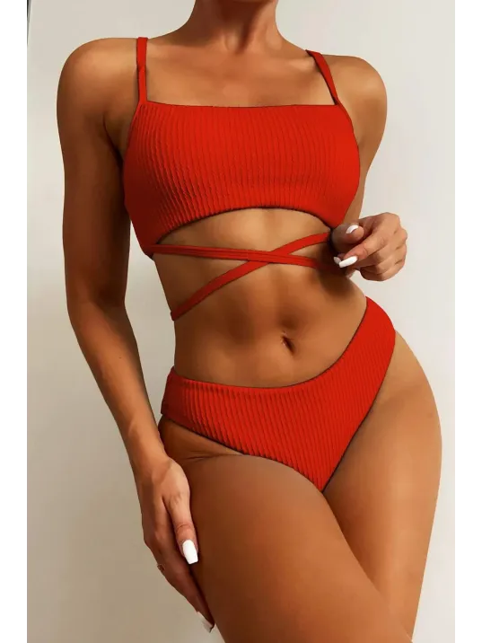 Kadın Kırmızı Çapraz Bağlama Detaylı Yüksek Bel Bikini Takımı – Modern, Konforlu Ve Günlük Kombinlere Uygun