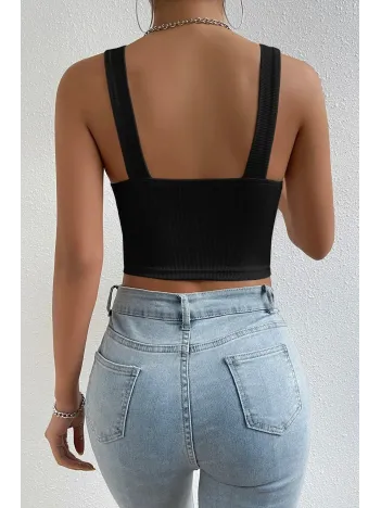 Kadın Siyah Kare Yaka Kalın Askılı Dekolteli Crop Top Bluz – Şık, Rahat Ve Kolay Kombinlenebilir