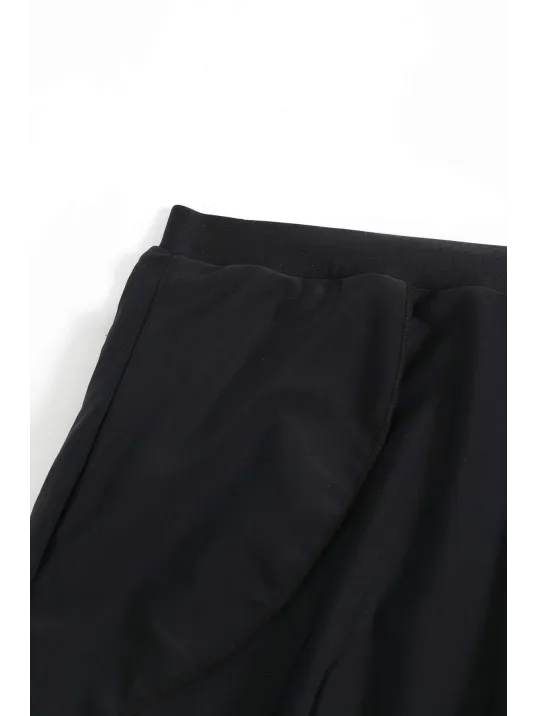 Kadın Siyah Yırtmaçlı Etek Görünümlü Şık Deniz Şortu – Modern Ve Şık Tasarım