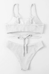 Kadın Beyaz Çapraz Bağlama Detaylı Yüksek Bel Bikini Takımı – Modern, Konforlu Ve Günlük Kombinlere Uygun