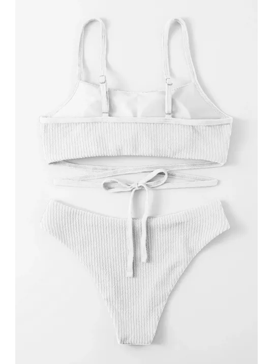 Kadın Beyaz Çapraz Bağlama Detaylı Yüksek Bel Bikini Takımı – Modern, Konforlu Ve Günlük Kombinlere Uygun