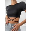 Kadın Siyah Yarım Kol Çapraz Bağlamalı Crop Top Bluz – Şık, Rahat ve Kolay Kombinlenebilir