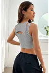 Kadın Gri Kalın Askılı Cut Out Dekolteli Crop Top Bluz – Şık, Rahat Ve Kolay Kombinlenebilir