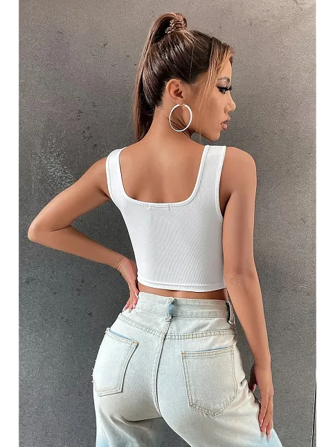 Kadın Beyaz Göbek Dekolteli Crop Top Bluz – Şık, Rahat Ve Kolay Kombinlenebilir