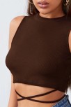 Kadın Kahverengi Çapraz Bağlamalı Crop Top Büstiyer – Modern Ve Şık Tasarım