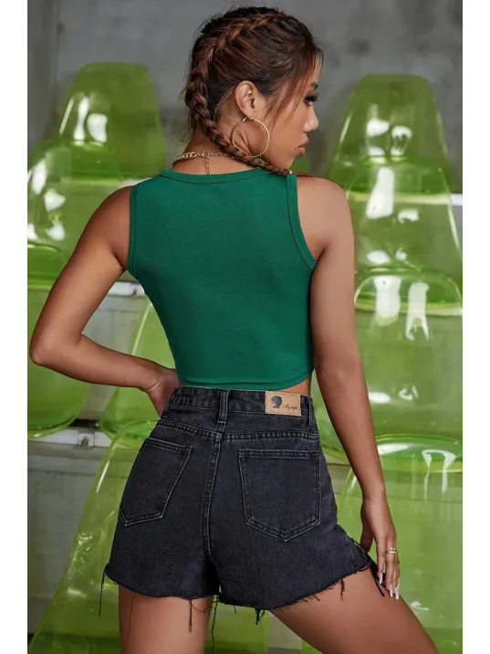 Kadın Yeşil Kare Yaka Crop Top Bluz – Şık, Rahat Ve Kolay Kombinlenebilir