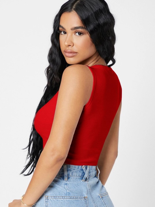 Kadın Kırmızı Kare Yaka Crop Top Bluz – Şık, Rahat Ve Kolay Kombinlenebilir