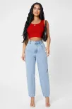 Kadın Kırmızı Kare Yaka Crop Top Bluz – Şık, Rahat Ve Kolay Kombinlenebilir