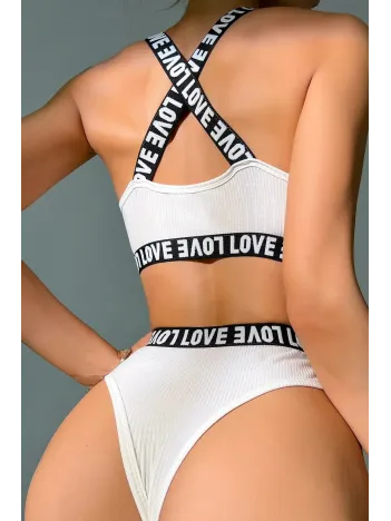 Kadın Beyaz Çapraz Sırt Ve Love Yazı Detaylı Iç Çamaşır Takımı – Modern, Konforlu Kadın Beyaz Çapraz Sırt Ve Love Yazı Detaylı Iç Çamaşır Takımı – Modern, Konforlu