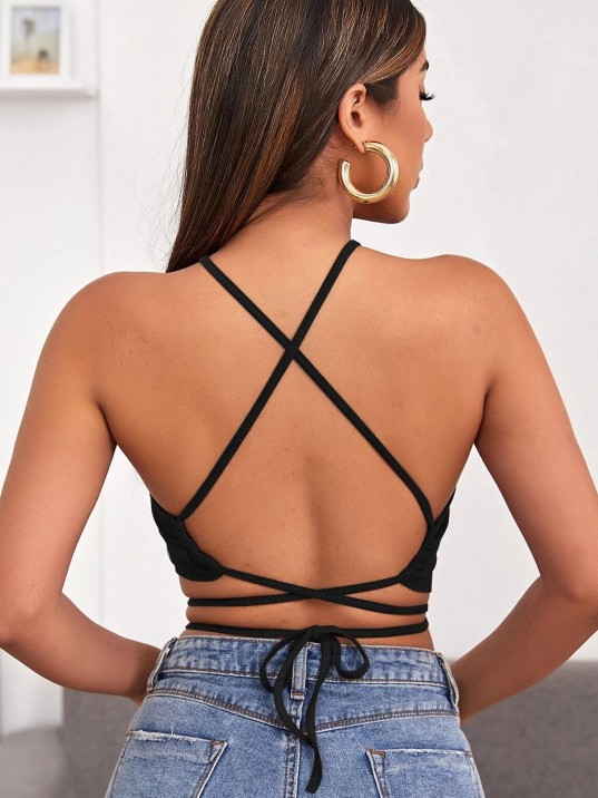 Kadın Siyah Sırtı Açık Boyundan Çapraz Bağlamalı Crop Top Bluz – Şık, Rahat Ve Kolay Kombinlenebilir