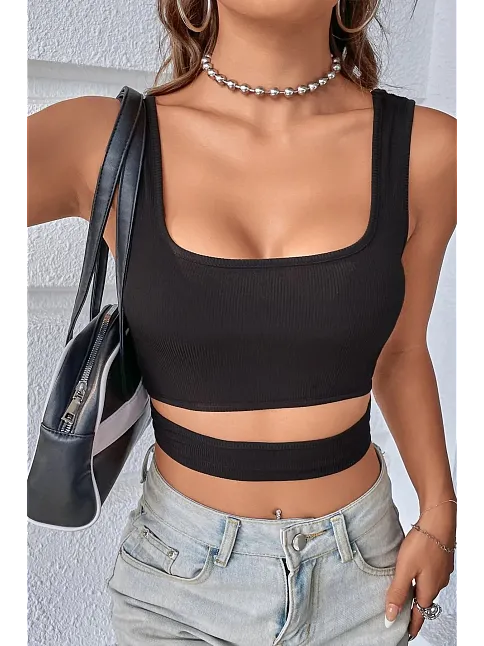 Kadın Siyah Göbek Dekolteli Crop Top Bluz – Şık, Rahat Ve Kolay Kombinlenebilir