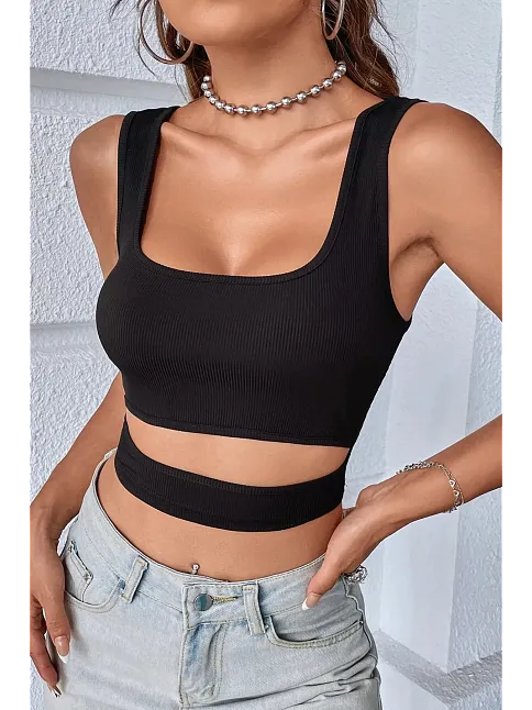 Kadın Siyah Göbek Dekolteli Crop Top Bluz – Şık, Rahat Ve Kolay Kombinlenebilir