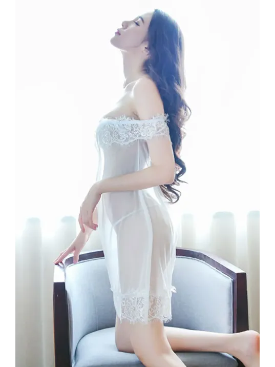 Kadın Beyaz Göğüs Üstü Dantel Detaylı Şık Gecelik – Modern Ve Şık Tasarım