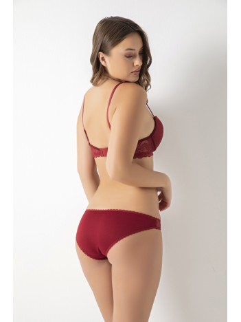 Dın Bordo Straplez Push Up Dolgulu Sütyen Külot Takımı – Modern, Konforlu Ve Günlük Kombinlere Uygun Dın Bordo Straplez Push Up Dolgulu Sütyen Külot Takımı – Modern, Konforlu Ve Günlük Kombinlere Uygun