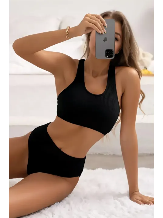 Kadın Siyah Çapraz Sırt Detaylı Iç Çamaşır Takımı – Modern, Konforlu Ve Günlük Kombinlere Uygun