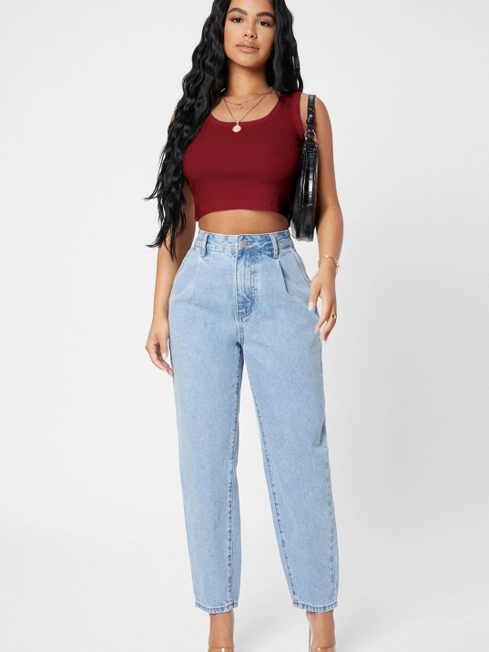 Kadın Bordo Kare Yaka Crop Top Bluz – Şık, Rahat ve Kolay Kombinlenebilir