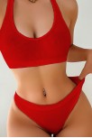 Kadın Kırmızı Desteksiz Seamless Tangalı İç Çamaşır Takımı – Modern, Konforlu Kadın Kırmızı Desteksiz Seamless Tangalı İç Çamaşır Takımı – Modern, Konforlu