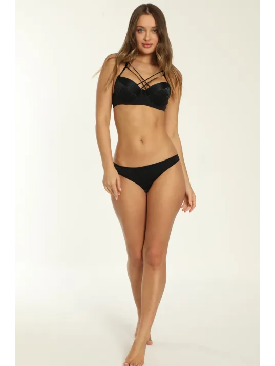 Kadın Siyah Simli Askı Dekolteli Sütyen Ve Külot Takımı – Modern, Konforlu Ve Günlük Kombinlere Uygun