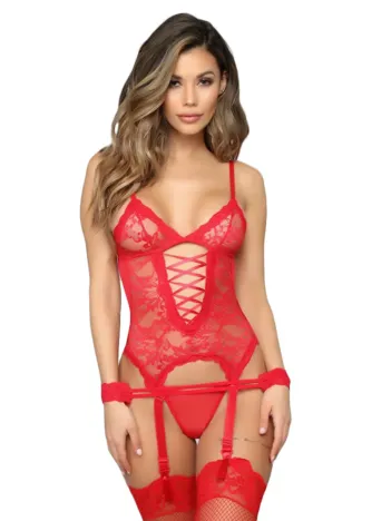 Kadın Kırmızı Kelepçeli Dantel Jartiyer Takım – Modern, Konforlu Ve Günlük Kombinlere Uygun