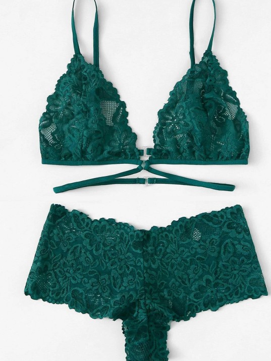 Kadın Yeşil Özel Şık Sütyen Külot Takımı – Modern, Konforlu ve Günlük Kombinlere Uygun Kadın Yeşil Özel Şık Sütyen Külot Takımı – Modern, Konforlu ve Günlük Kombinlere Uygun