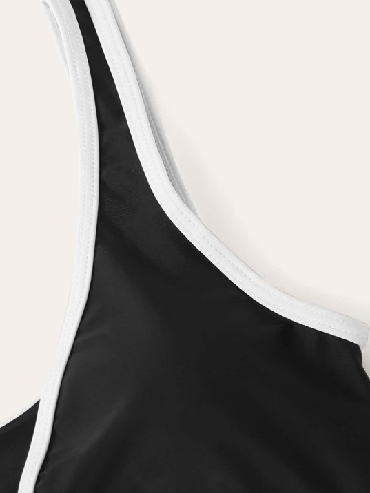 Kadın Siyah Pedli Yüksel Bel Sütyen Külot Takımı – Modern, Konforlu Ve Günlük Kombinlere Uygun Kadın Siyah Pedli Yüksel Bel Sütyen Külot Takımı – Modern, Konforlu Ve Günlük Kombinlere Uygun