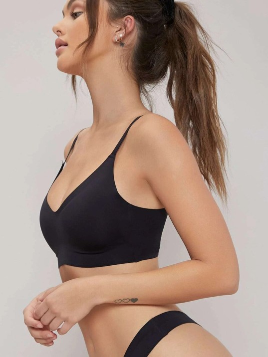 Kadın Siyah Şık Büstiyerli Sütyen Takımı – Modern, Konforlu Ve Günlük Kombinlere Uygun