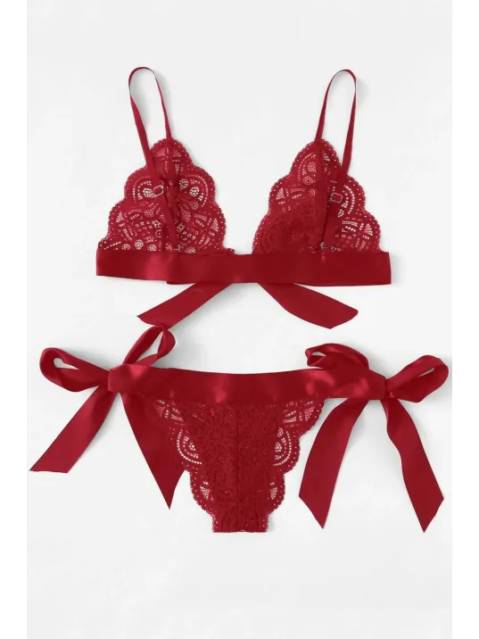 Kadın Bordo Kurdelalı Ve Dantelli Sütyen Külot Takımı – Modern, Konforlu Ve Günlük Kombinlere Uygun