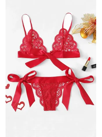 Kadın Kırmızı Kurdelalı Ve Dantelli Sütyen Külot Takımı – Modern, Konforlu Ve Günlük Kombinlere Uygun