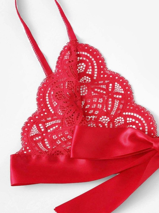 Kadın Kırmızı Kurdelalı Ve Dantelli Sütyen Külot Takımı – Modern, Konforlu Ve Günlük Kombinlere Uygun