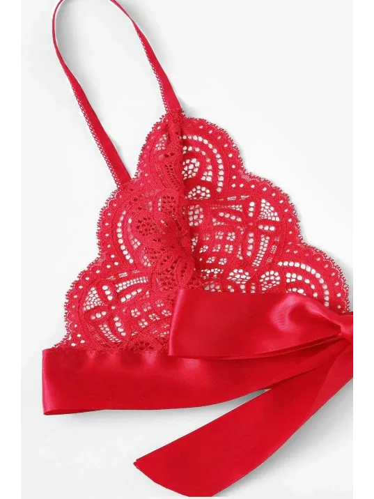 Kadın Kırmızı Kurdelalı Ve Dantelli Sütyen Külot Takımı – Modern, Konforlu Ve Günlük Kombinlere Uygun