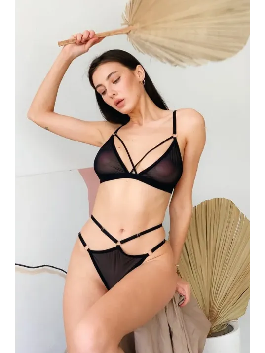 Kadın Siyah Çapraz Bağlı Transparan Sütyen Külot Takımı – Modern, Konforlu Ve Günlük Kombinlere Uygun