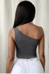 Kadın Koyu Gri Tek Omuz Crop Büstiyer – Modern Ve Şık Tasarım Kadın Koyu Gri Tek Omuz Crop Büstiyer – Modern Ve Şık Tasarım