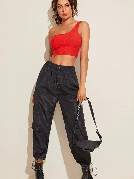 Kadın Kırmızı Tek Omuz Crop Büstiyer – Modern ve Şık Tasarım