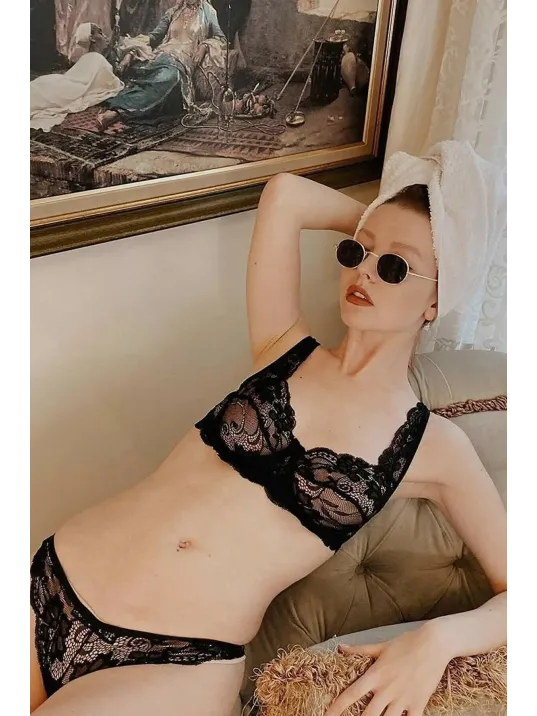 Kadın Siyah Kapsız Şık Sütyen Külot Takımı – Modern, Konforlu Ve Günlük Kombinlere Uygun