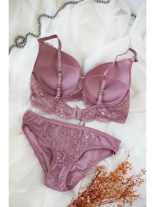 Kadın Pudra Dolgulu Dantel Sütyen Ve Külot Takım – Modern, Konforlu Ve Günlük Kombinlere Uygun