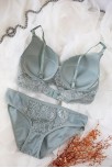 Kadın Su Yeşili Dolgulu Dantel Sütyen Ve Külot Takım – Modern, Konforlu Ve Günlük Kombinlere Uygun