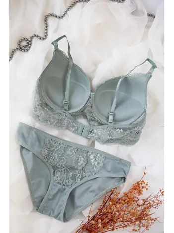 Kadın Su Yeşili Dolgulu Dantel Sütyen Ve Külot Takım – Modern, Konforlu Ve Günlük Kombinlere Uygun