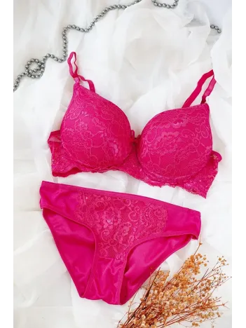Kadın Fuşya Dolgulu Dantel Sütyen Ve Külot Takım – Modern, Konforlu Ve Günlük Kombinlere Uygun