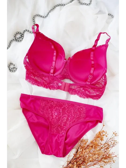 Kadın Fuşya Dolgulu Dantel Sütyen Ve Külot Takım – Modern, Konforlu Ve Günlük Kombinlere Uygun