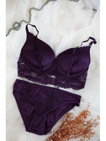 Kadın Mor Dolgulu Dantel Sütyen Ve Külot Takım – Modern, Konforlu Ve Günlük Kombinlere Uygun Kadın Mor Dolgulu Dantel Sütyen Ve Külot Takım – Modern, Konforlu Ve Günlük Kombinlere Uygun