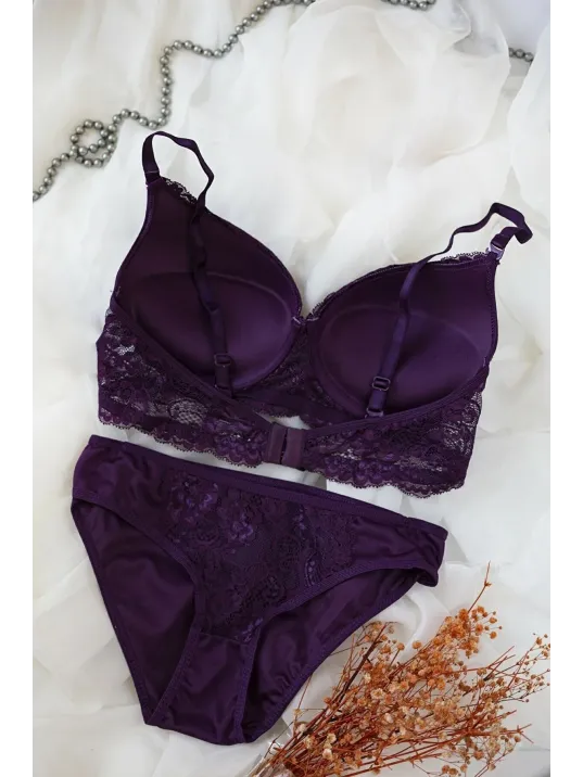 Kadın Mor Dolgulu Dantel Sütyen Ve Külot Takım – Modern, Konforlu Ve Günlük Kombinlere Uygun Kadın Mor Dolgulu Dantel Sütyen Ve Külot Takım – Modern, Konforlu Ve Günlük Kombinlere Uygun